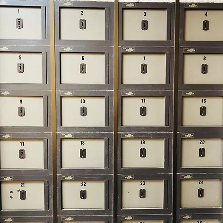 尤尼沃思旅馆 2* 卡里拉