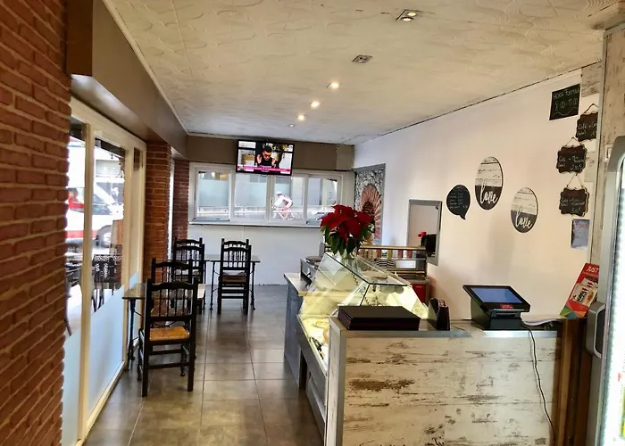 Pensión Univers Calella